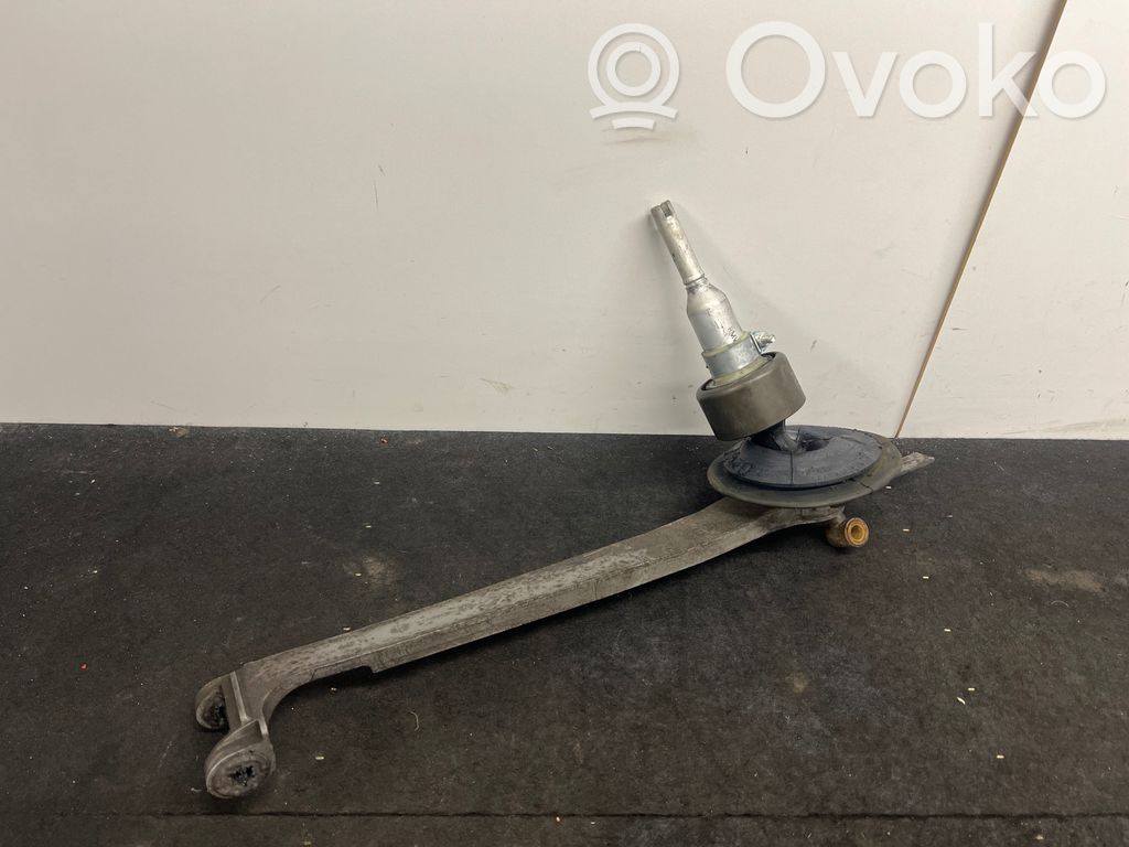 Gear shifter/selector   7544524