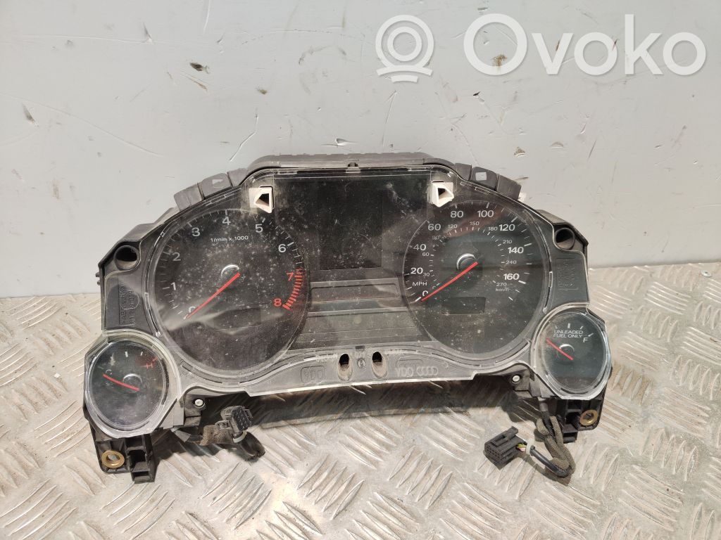 Audi A8 S8 D3 4E Speedometer (instrument cluster) 