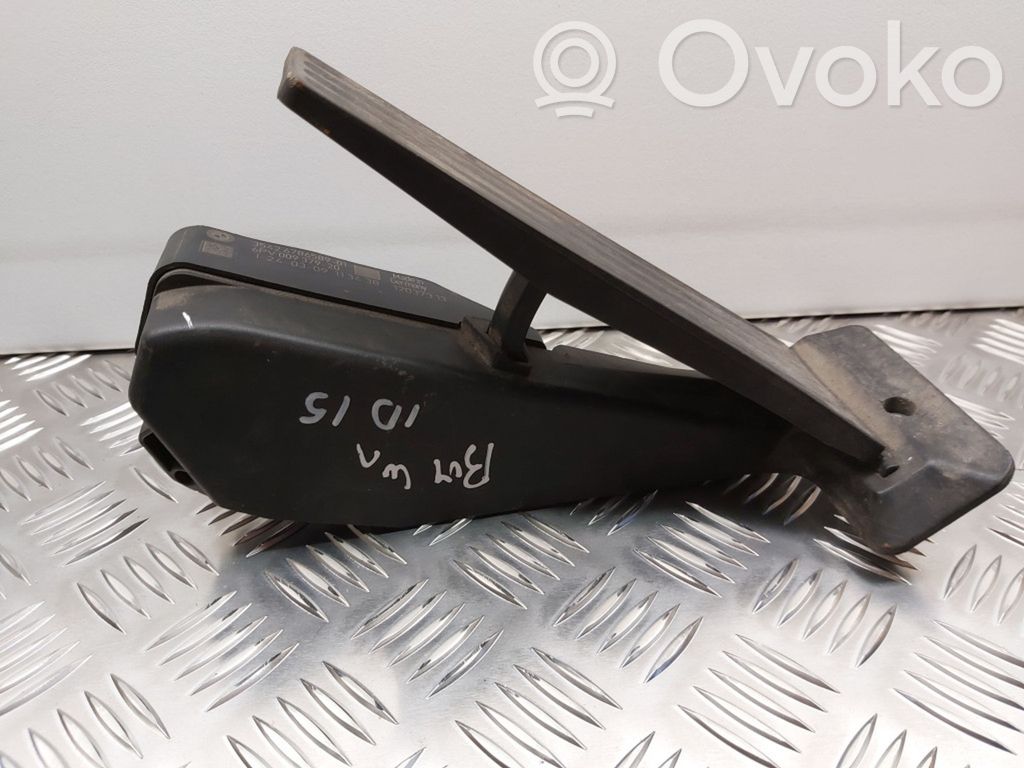 BMW 1 E81 E87 Accelerator throttle pedal 