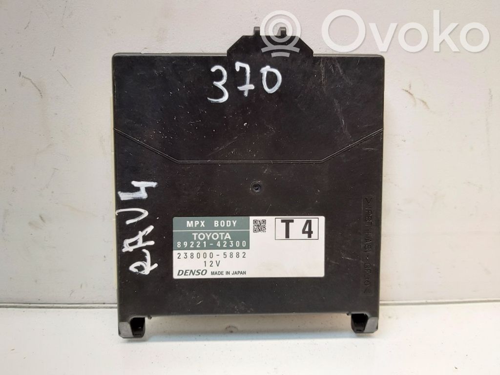 Toyota RAV 4 (XA40) Inne komputery / moduły / sterowniki 