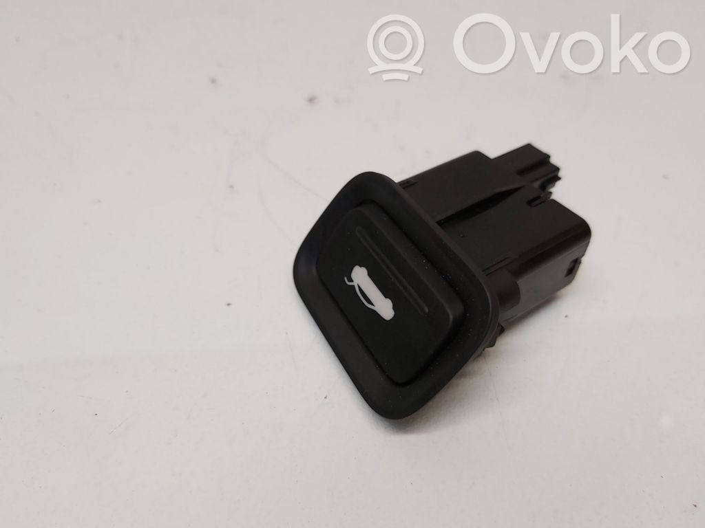 Hyundai i40 Tailgate/trunk/boot open switch 