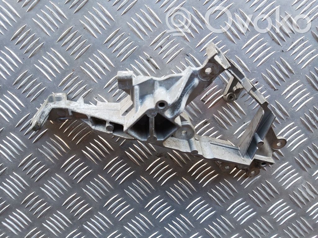 Land Rover Range Rover Evoque L538 Other engine bay part 