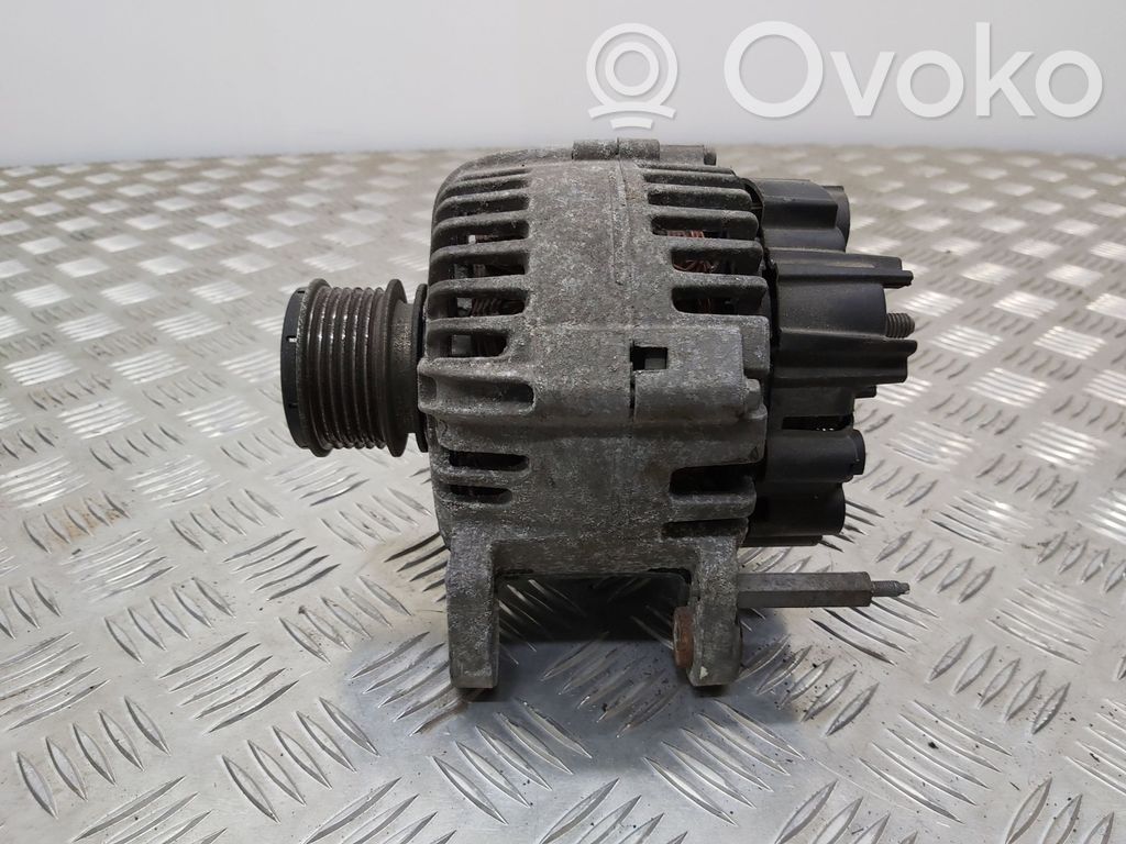 Skoda Fabia Mk2 (5J) Alternator 