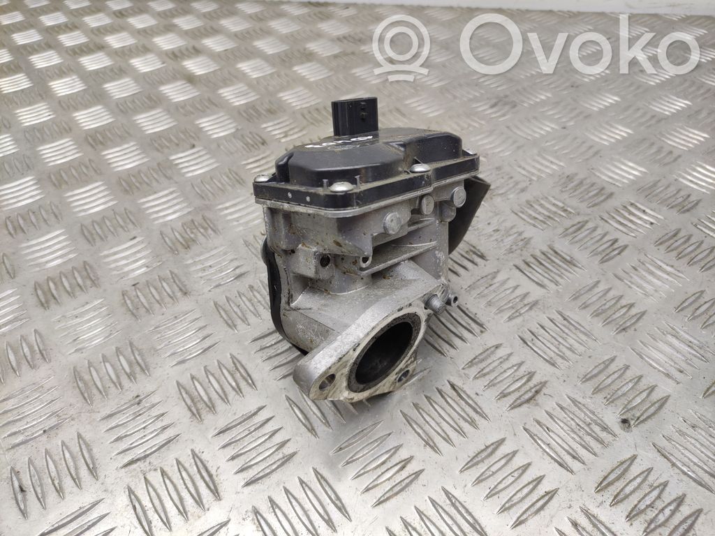 Mercedes-Benz A W176 EGR valve 