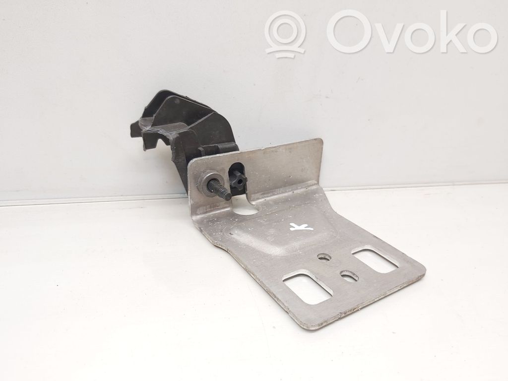 Citroen C3 Front bumper mounting bracket 