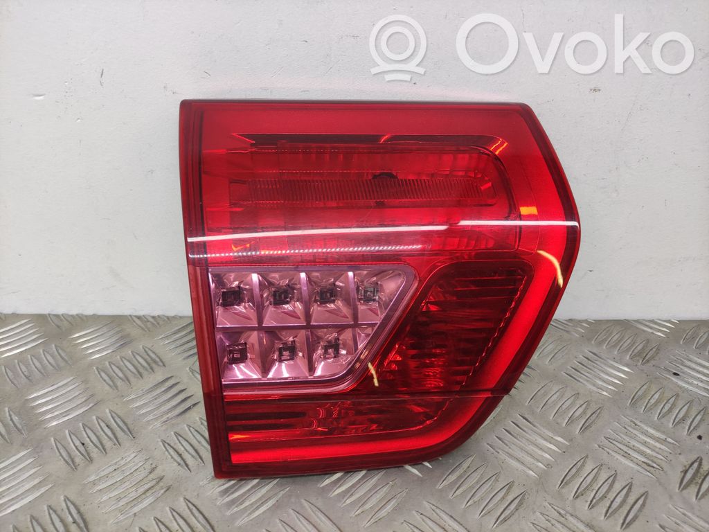 Citroen C5 Galinis žibintas dangtyje 