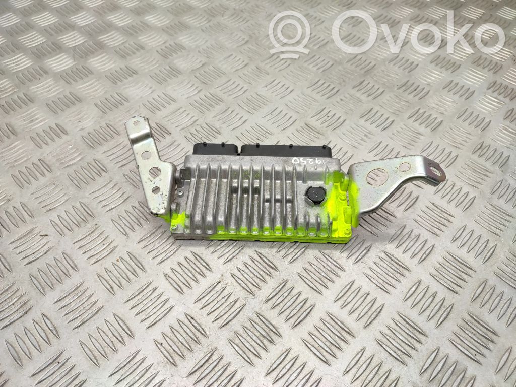 Toyota Yaris Engine control unit/module 