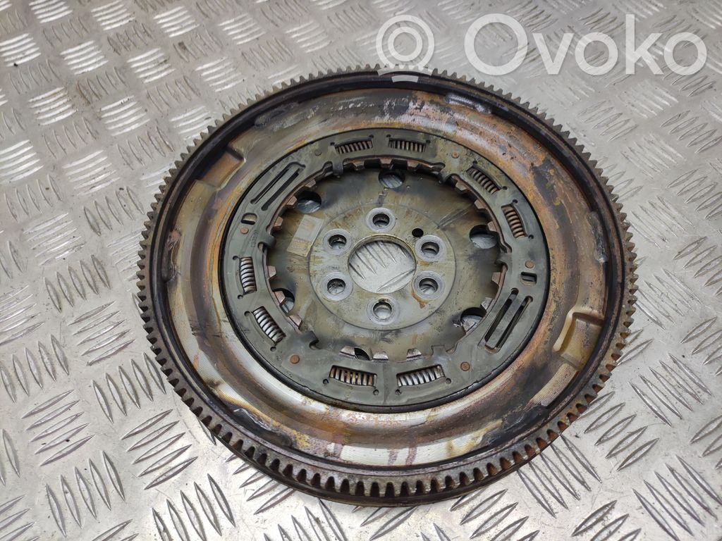 Skoda Superb B8 (3V) Volante motor 
