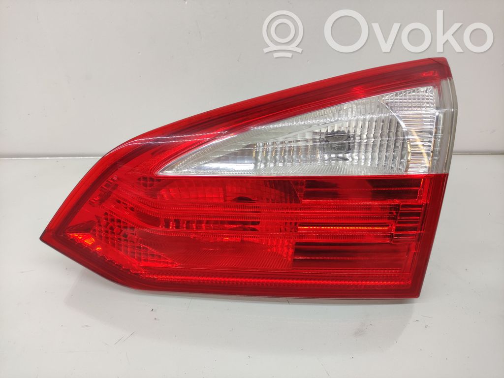 Ford Focus Takaluukun takavalot 