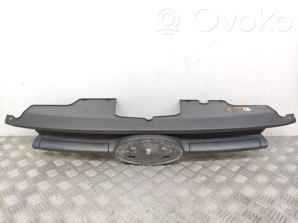 Ford Transit Custom Front bumper upper radiator grill 