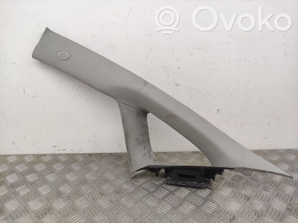 Toyota Verso Osłona słupka szyby przedniej / A 