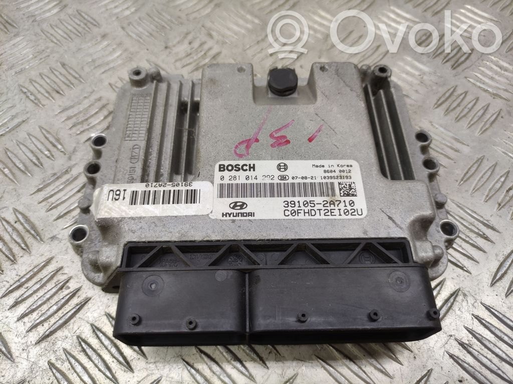 Hyundai i30 Engine control unit/module 