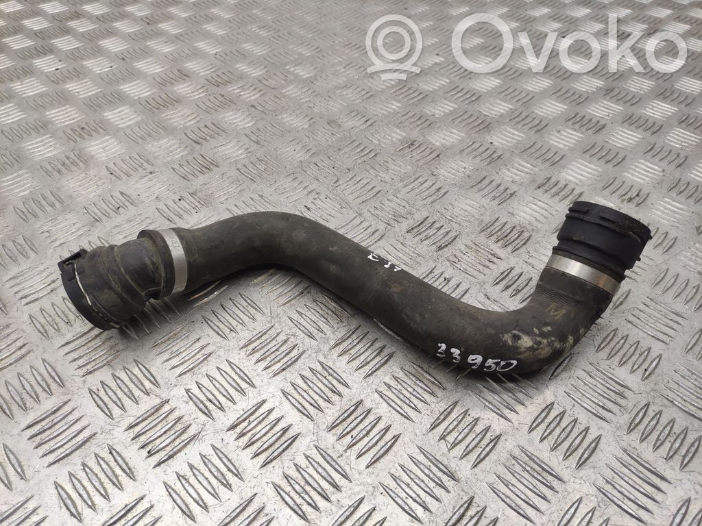 Engine coolant pipe/hose