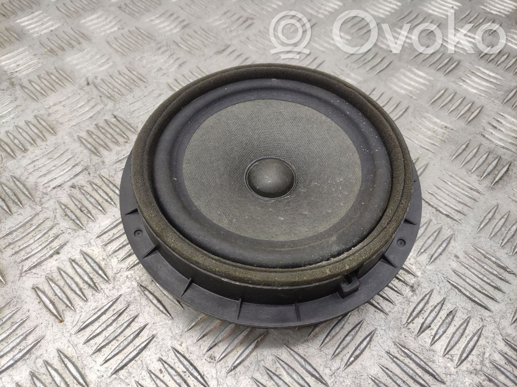 Suzuki SX4 Front door speaker 