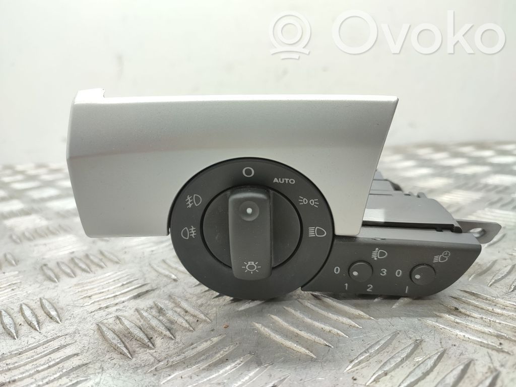 Seat Exeo (3R) Light switch 