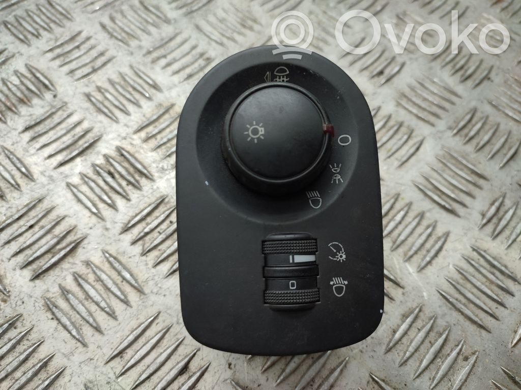 Seat Leon (1P) Light switch 