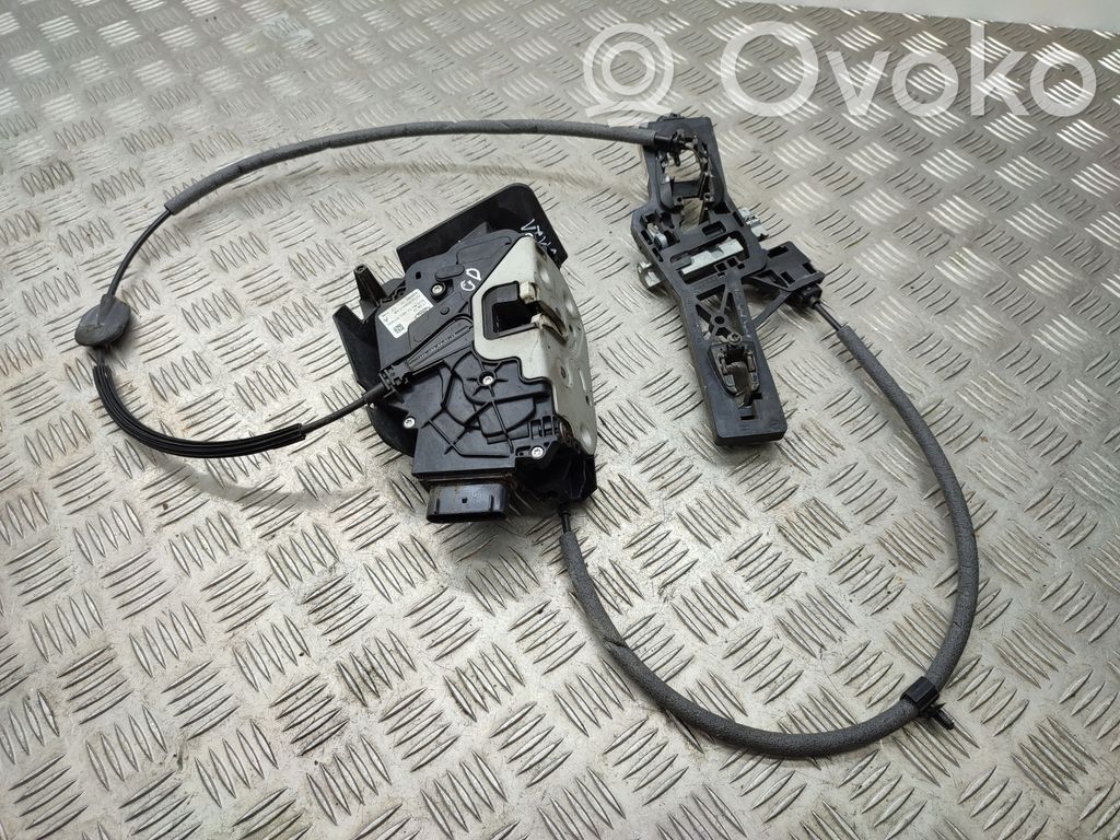 Ford B-MAX Aizmugurē slēdzene 