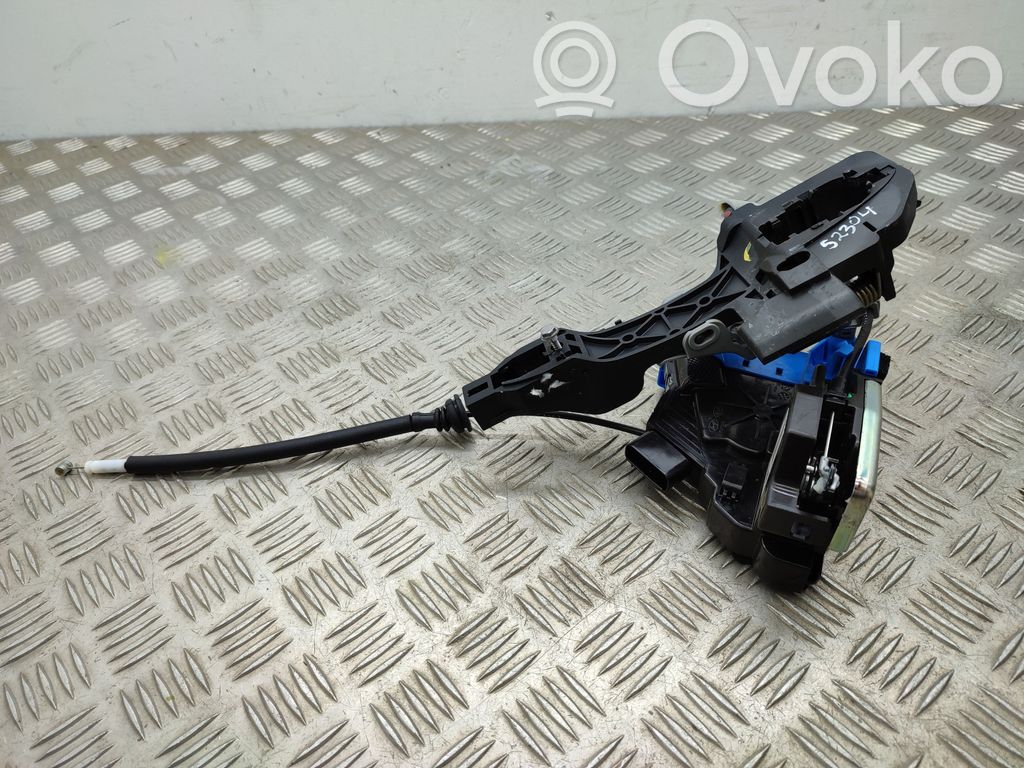 KIA Ceed Rear door lock 