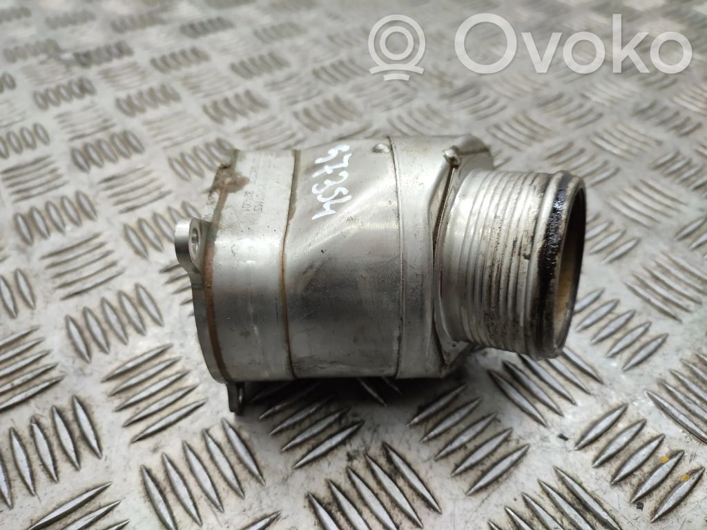 Volkswagen PASSAT B8 Rura / Wąż dolotowy powietrza turbiny 
