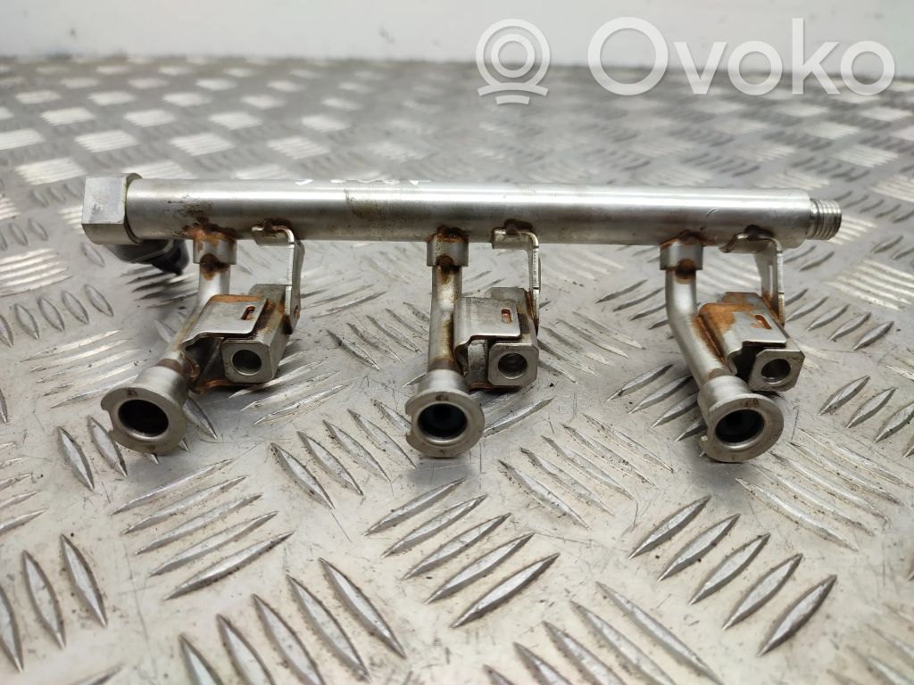 Ford B-MAX Fuel main line pipe 