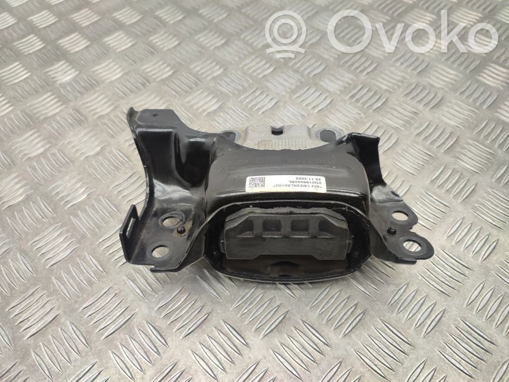 Volkswagen Taigo Gearbox mount 
