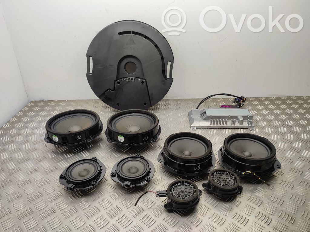 Audi Q2 - Audio system kit 