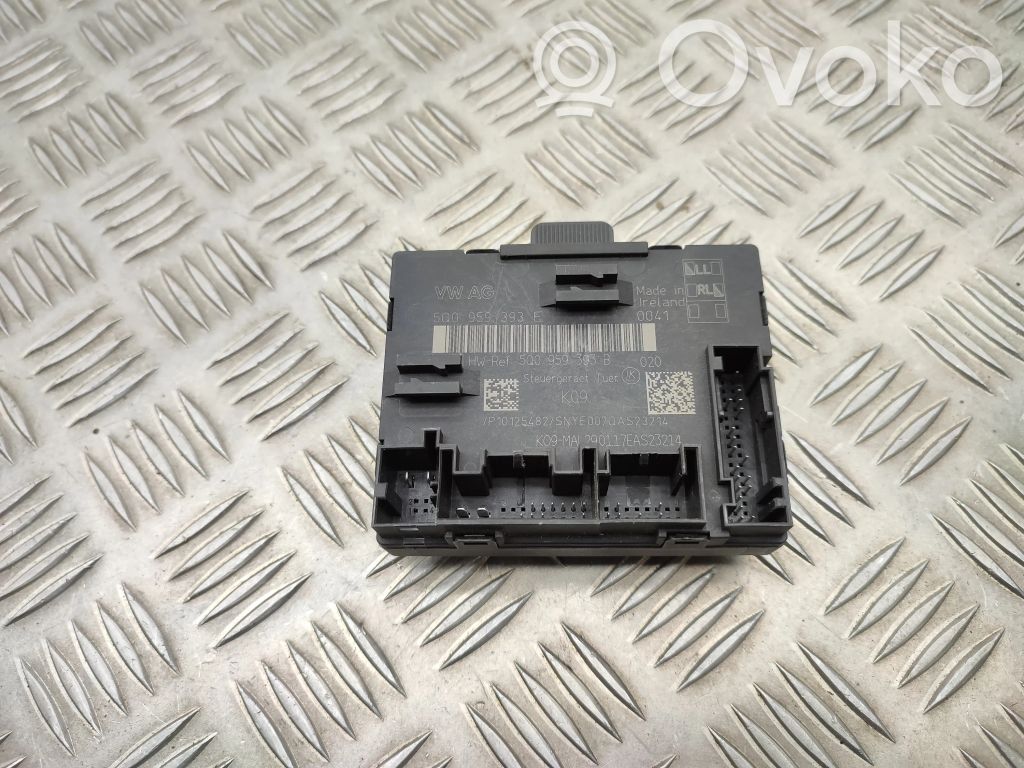 Volkswagen Golf VII Door control unit/module 