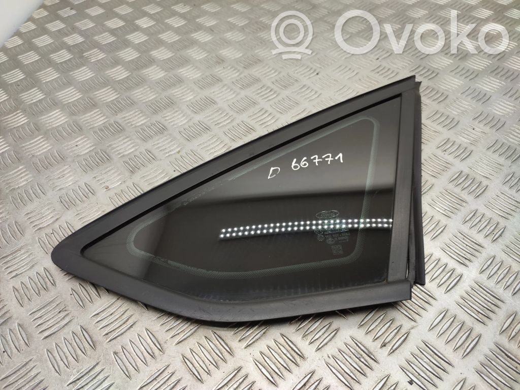 Ford Focus Rear side window 