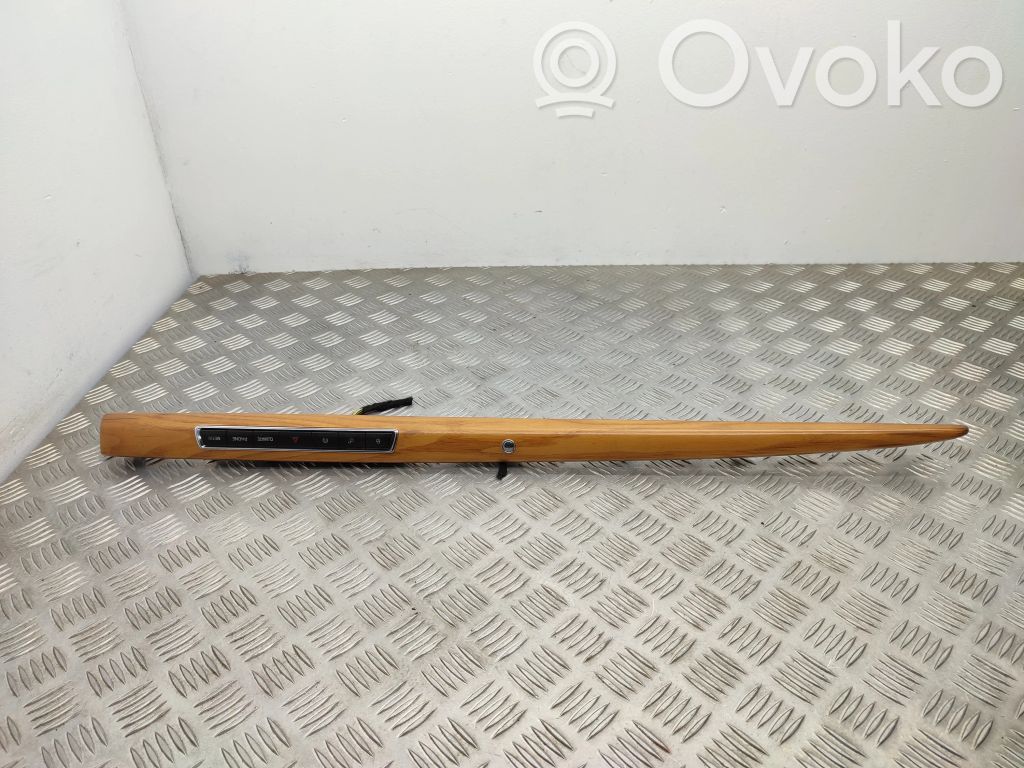 Jaguar XF X250 Ramka deski rozdzielczej 
