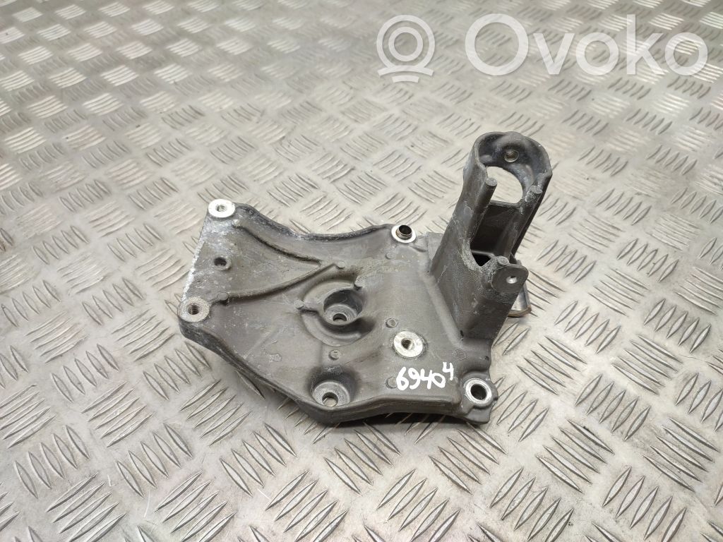 Citroen Berlingo A/C compressor mount bracket 