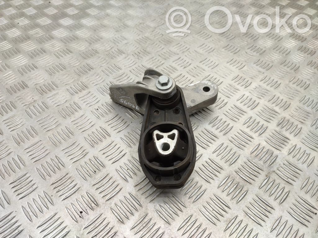 Ford Puma Engine mount bracket 