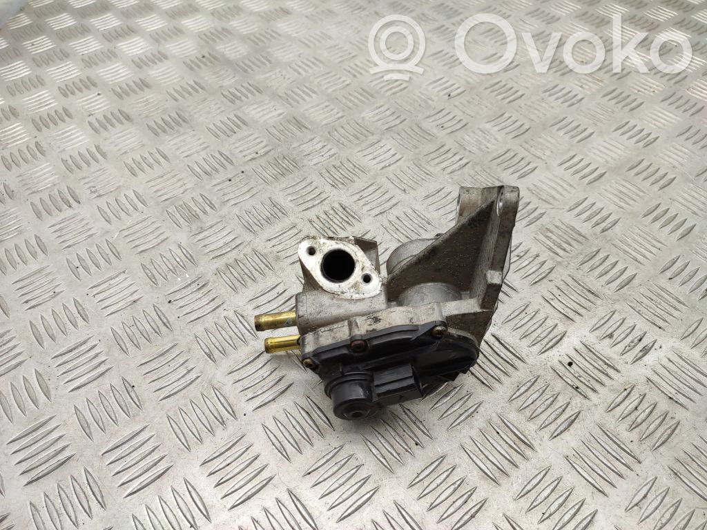 Volkswagen PASSAT B6 Válvula EGR 