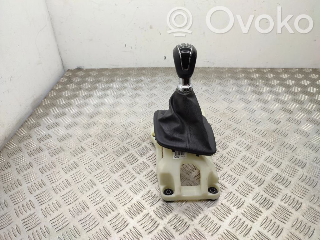 KIA Ceed Gear shifter/selector 