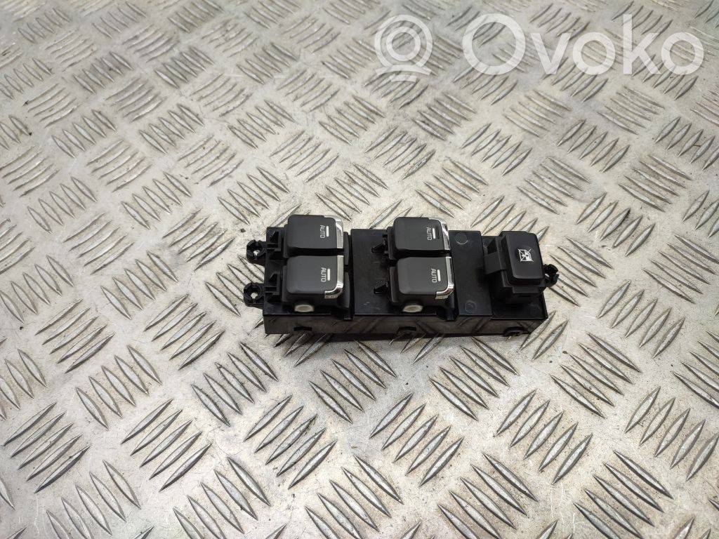 KIA Ceed Interruptor del elevalunas eléctrico 
