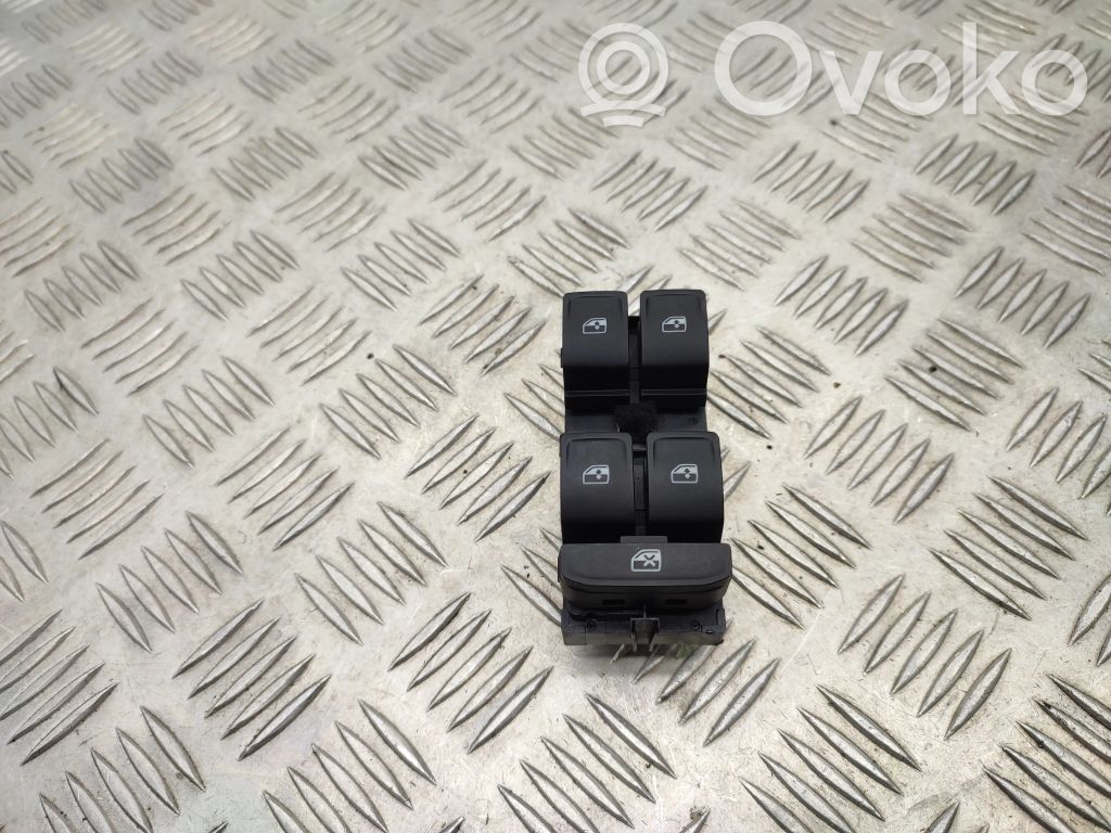 Seat Leon (5F) Electric window control switch 