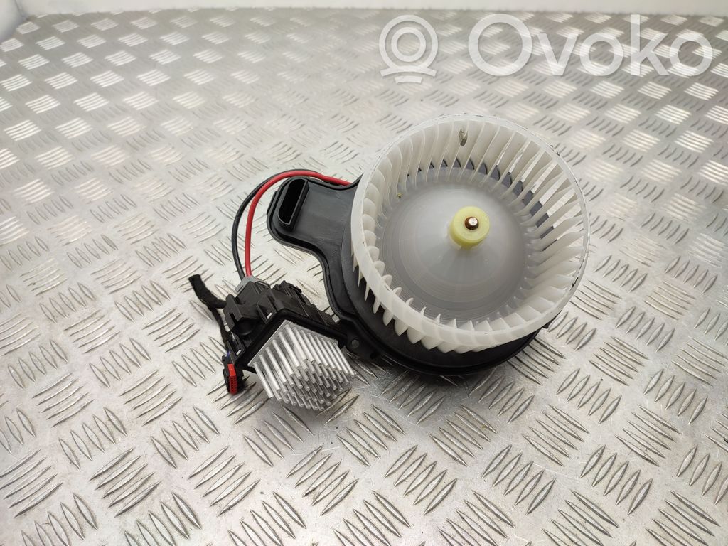 Ford Focus Mazā radiatora ventilators 