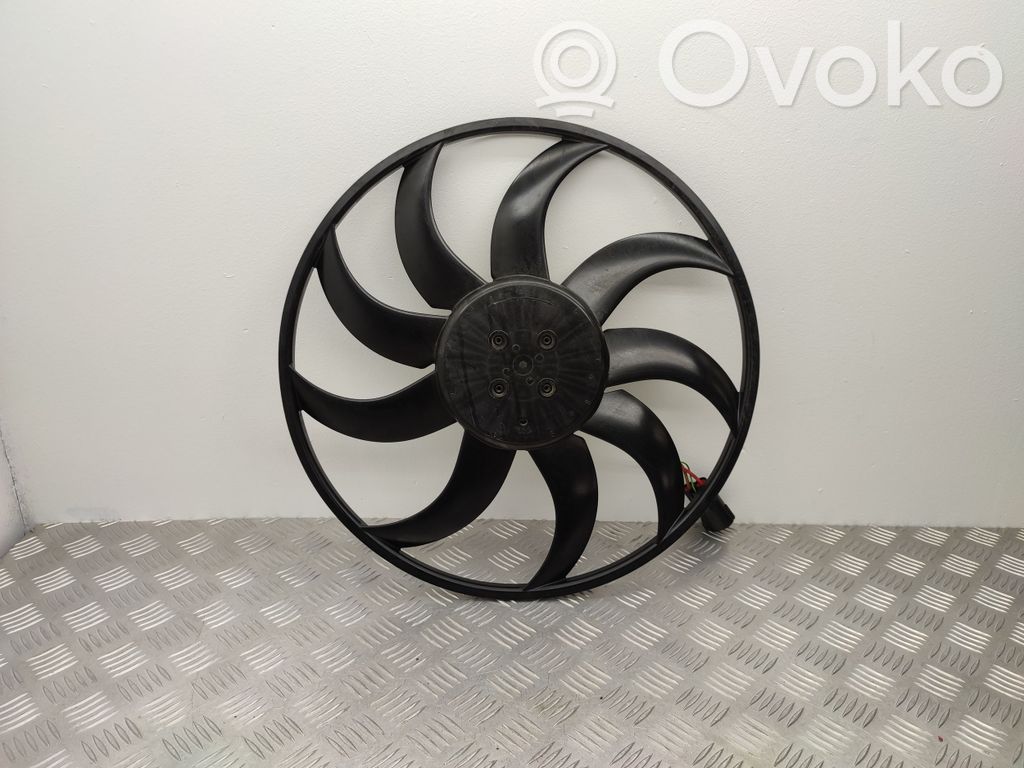 Ford Focus Elektrisks radiatoru ventilators 