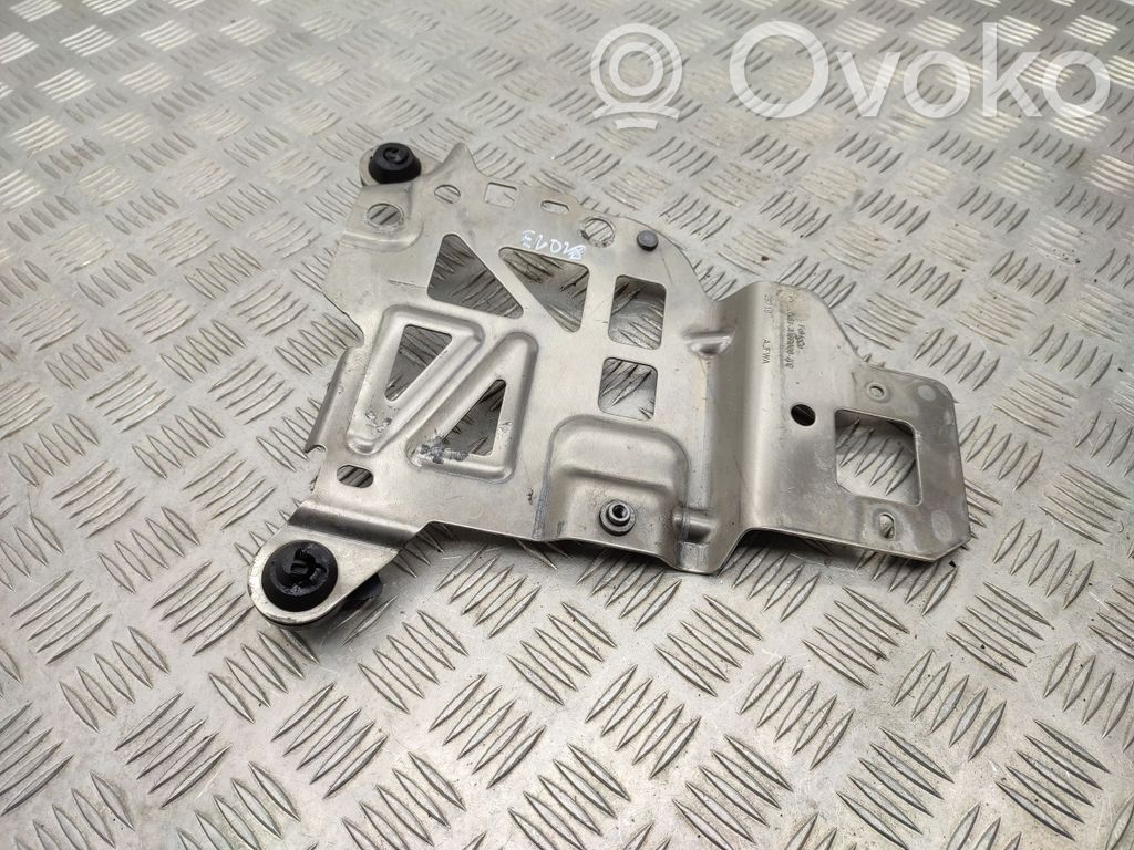 Ford Focus Akun kiinnike 