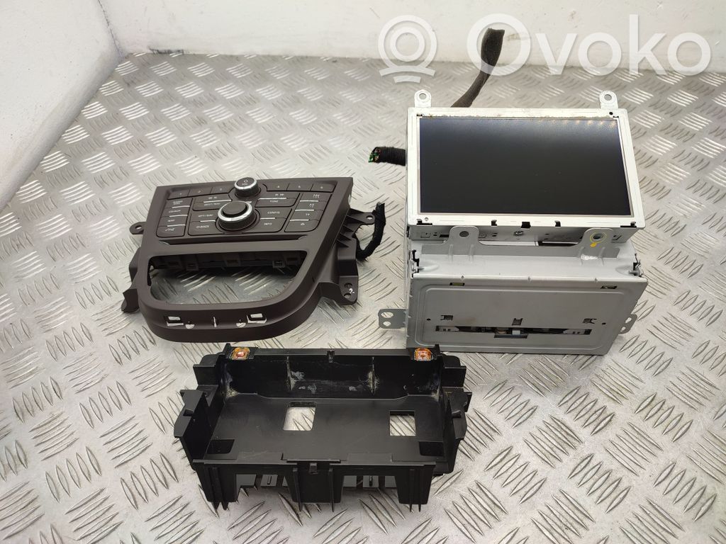 Opel Mokka Radio/CD/DVD/GPS head unit 