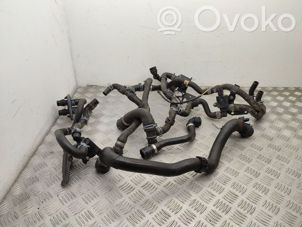 Audi A4 S4 B8 8K Engine coolant pipe/hose 