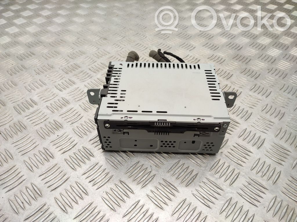 Ford Kuga II Radio/CD/DVD/GPS head unit 