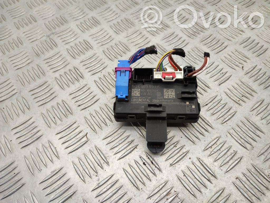 Door control unit/module   5Q4959593K
