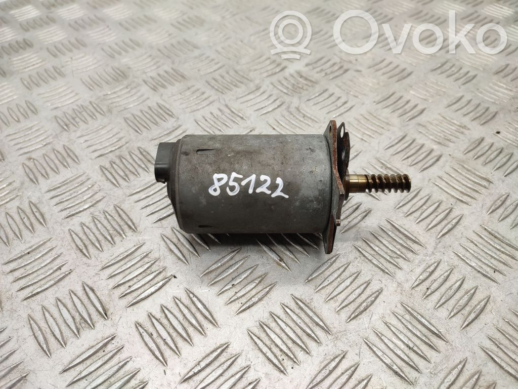 Mini One - Cooper Coupe R56 Valve oil control 