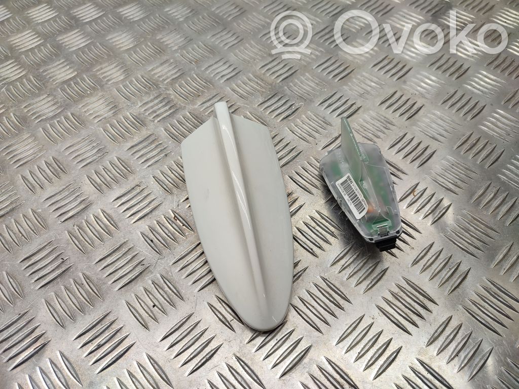 BMW X6 E71 Antenna GPS 