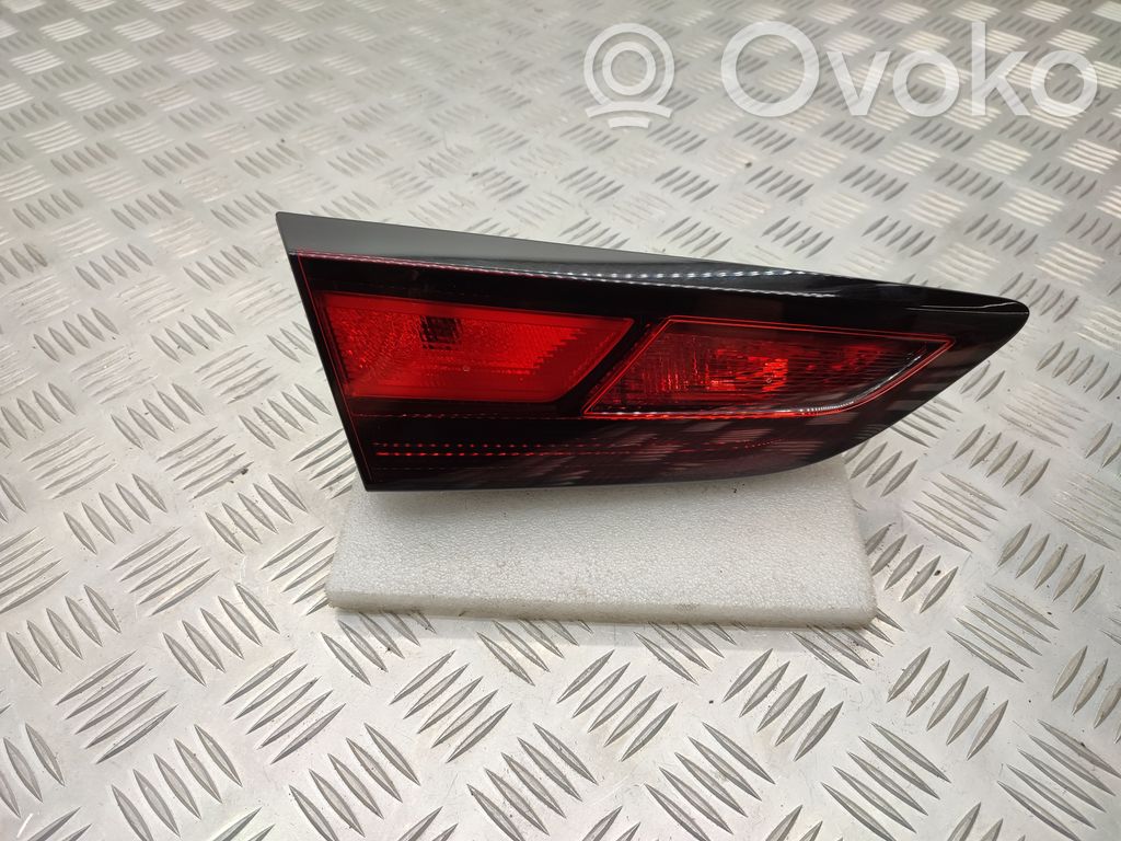 Opel Astra K Lampy tylnej klapy bagażnika 