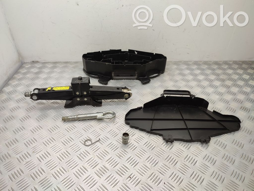 Opel Vivaro Caja de herramientas 