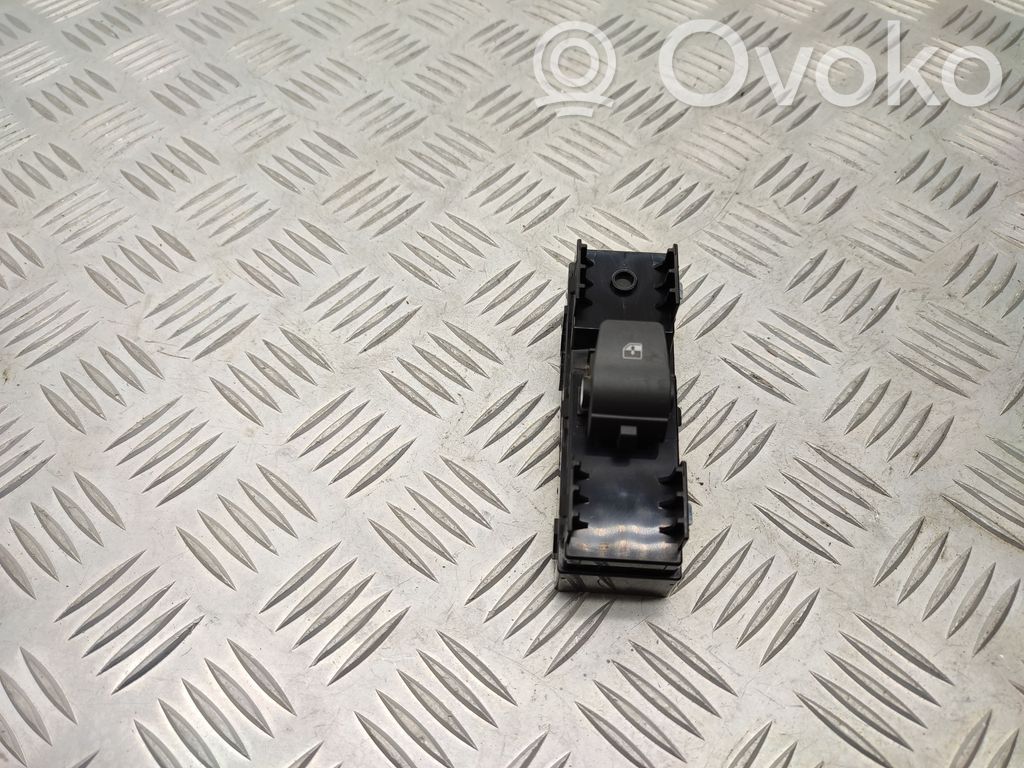 Hyundai i30 Electric window control switch 