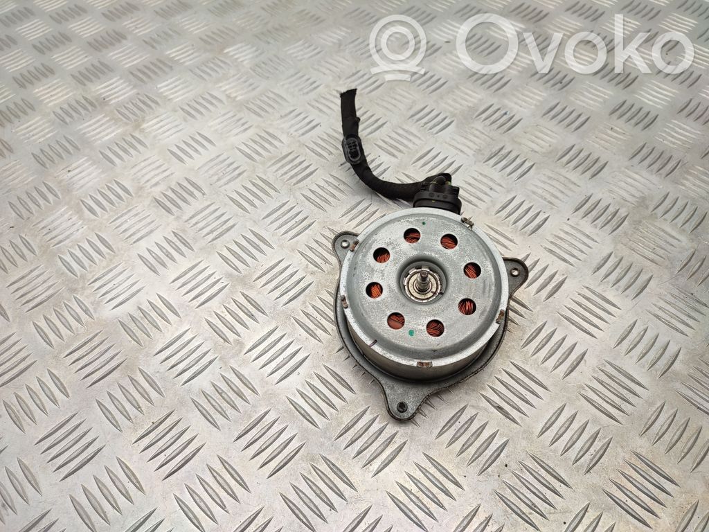 Peugeot 2008 I Radiator cooling fan shroud 