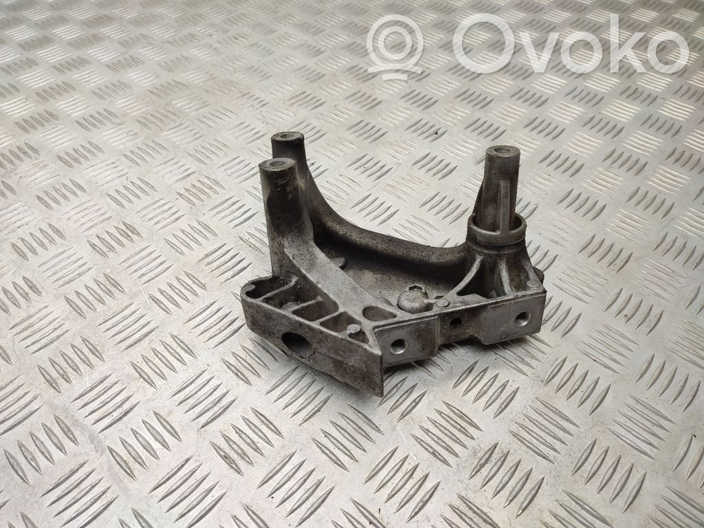 Volkswagen Sharan Engine mounting bracket 