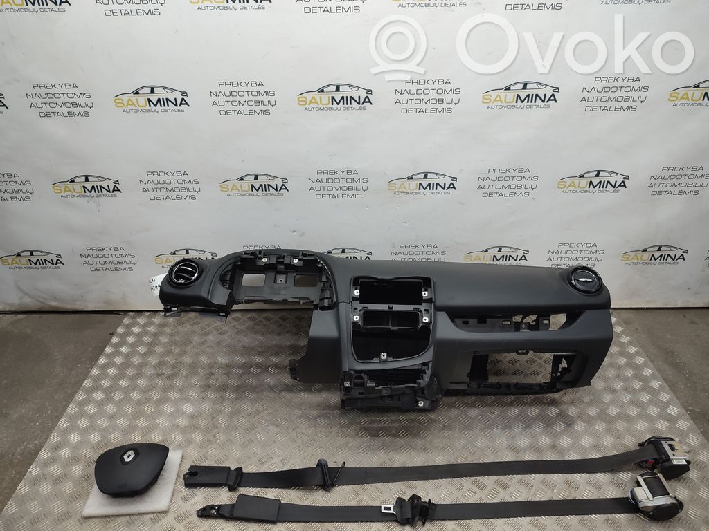 Renault Clio IV Airbag set with panel 